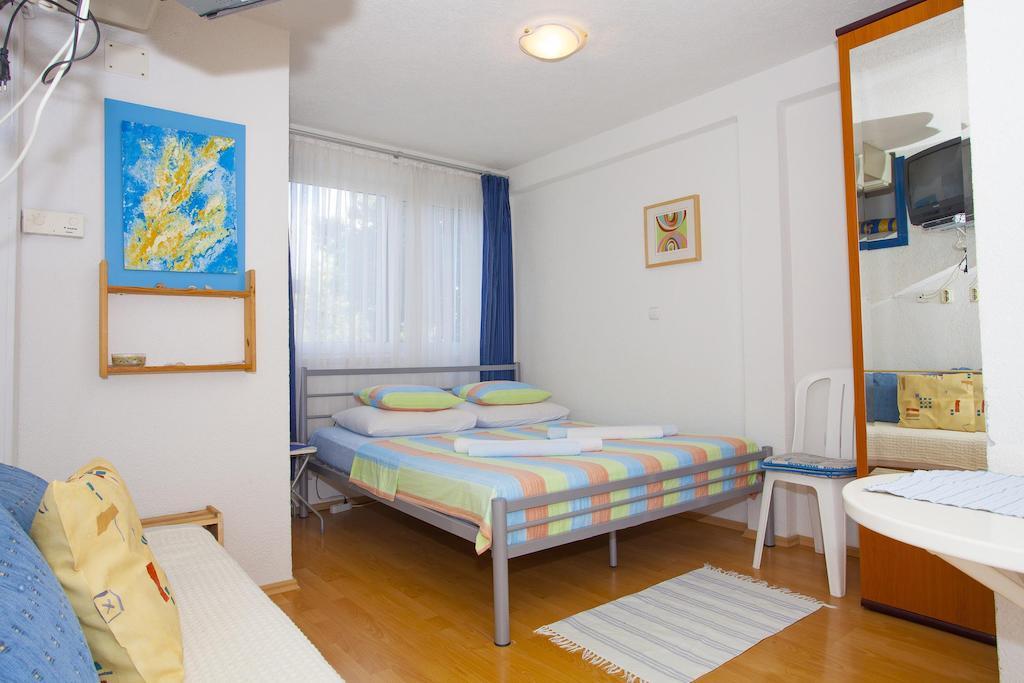 Apartma Jarak