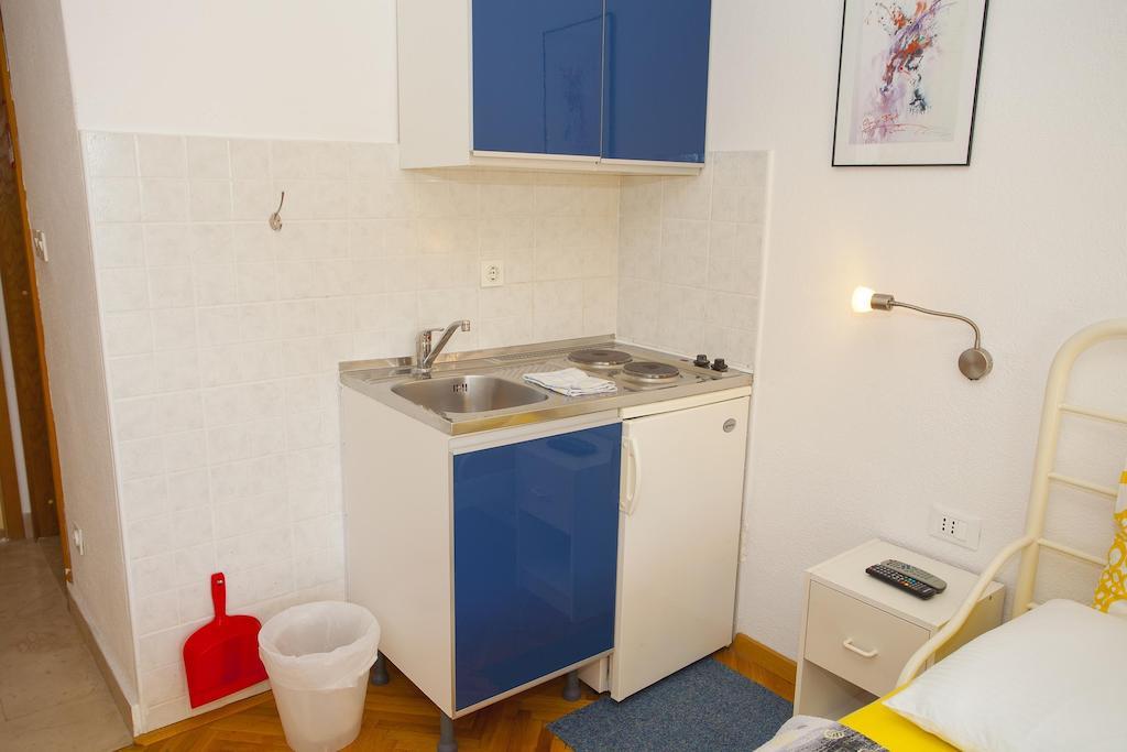 Apartma Jarak *