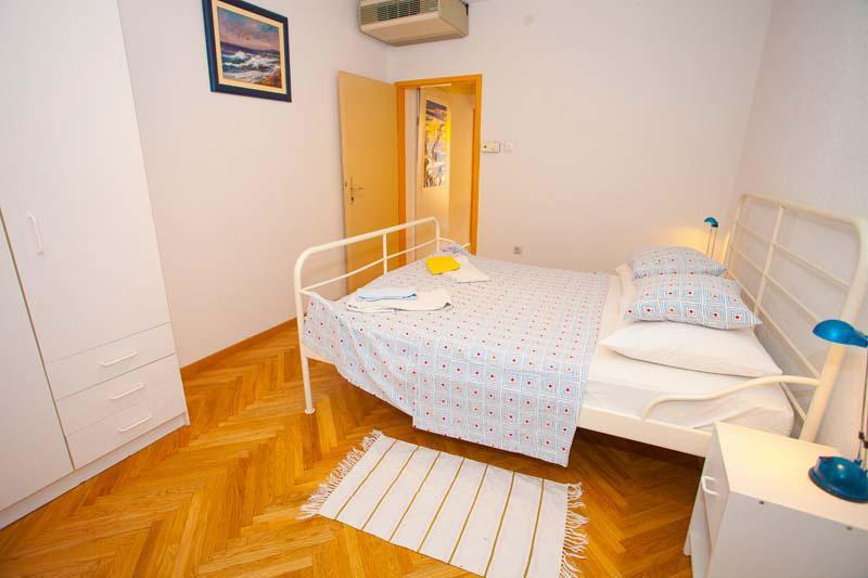 Jarak Apartma